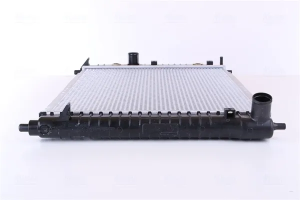 Chłodnica silnika 61637 Nissens