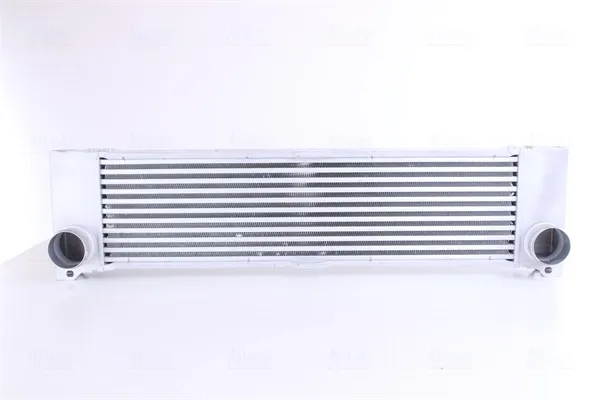 Chłodnica intercoolera 96531 Nissens