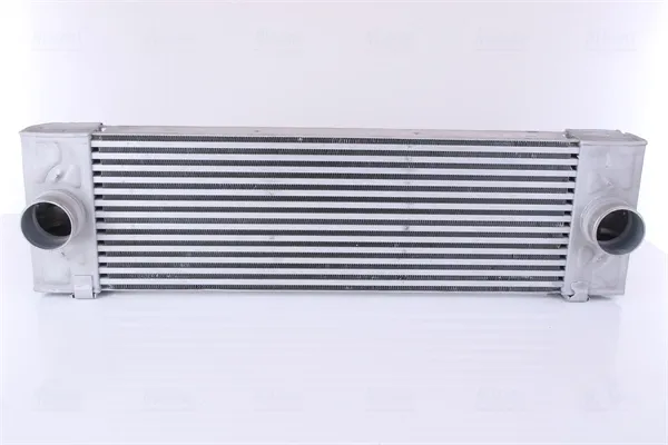 Chłodnica intercoolera 96066 Nissens