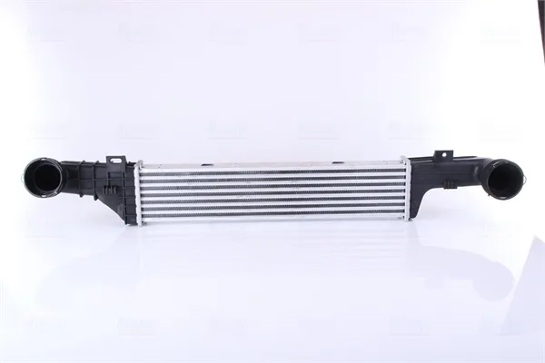 Chłodnica intercoolera 96899 Nissens