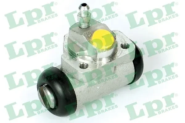 Cylinder hamulcowy Nissan Prairie