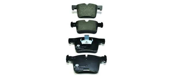 Klocki hamulcowe przednie tarczowe 8DB355015781 HELLA
