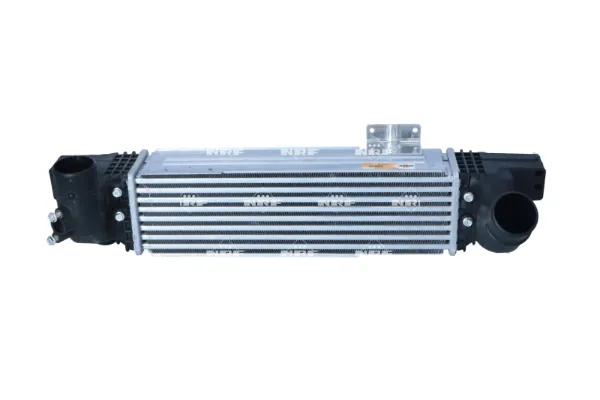 Chłodnica intercoolera 30949 NRF