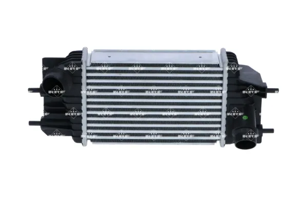 Chłodnica intercoolera 30986 NRF