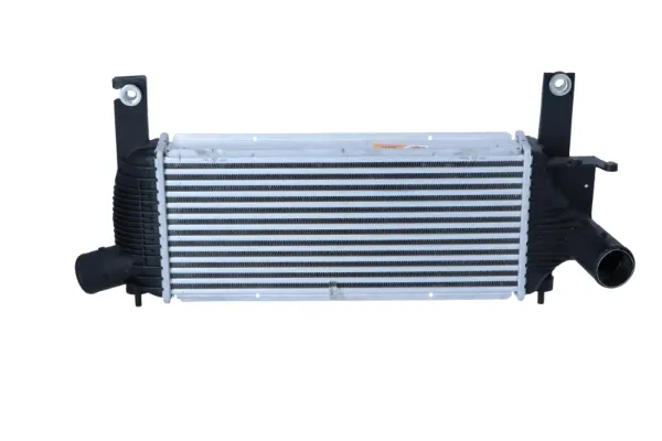Chłodnica intercoolera 30527 NRF