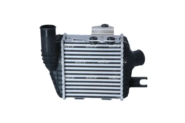 Chłodnica intercoolera 30371 NRF