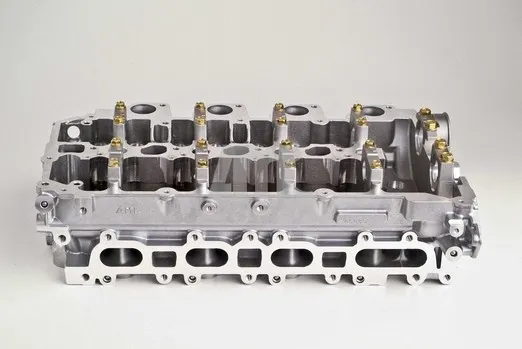 Głowica cylindrów 908519 AMC