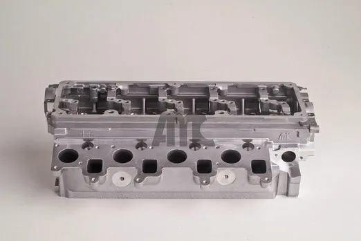 Głowica cylindrów 908725 AMC
