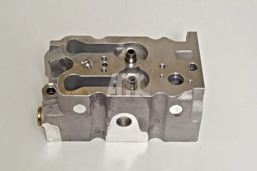 Głowica cylindra Ford Scorpio