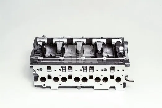 Głowica cylindrów 908718 AMC