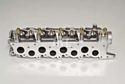 Głowica cylindrów 908513 AMC