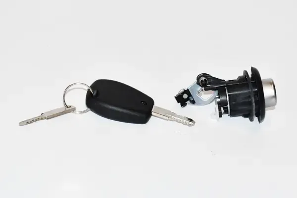Wkładka zamka klapy bagażnika (3/5 drzwi tylnych) Renault SANDERO II STEPWAY