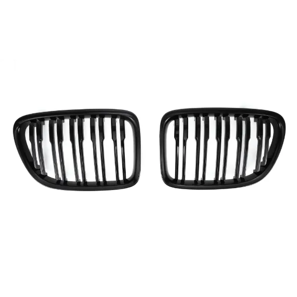 Atrapa chłodnicy prawa 51112993306 BMW