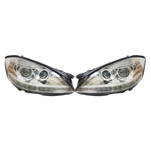 Reflektor prawy A2218206861 Mercedes