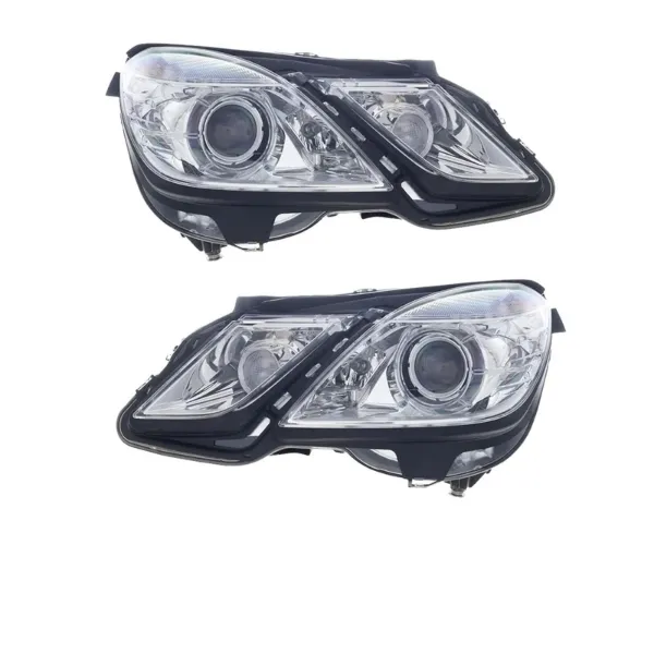 Reflektor lewy 2128202759 Mercedes