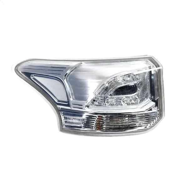 Lampa zespolona tylna prawa 8330A790 Mitsubishi