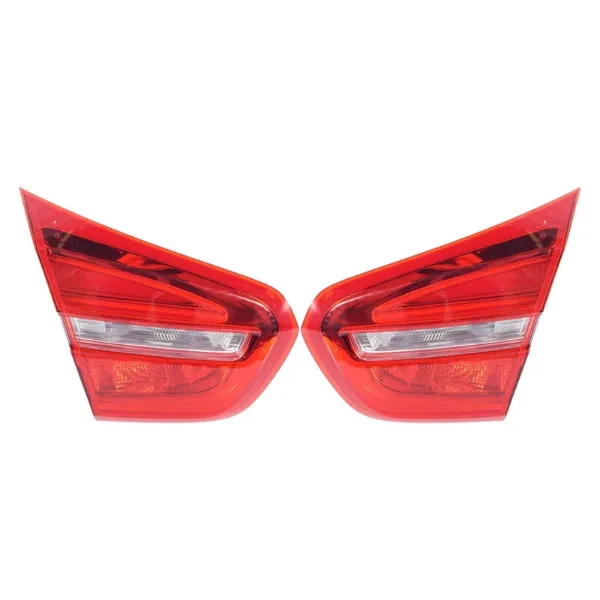 Lampa zespolona tylna lewa wewnętrzna A1569061358 Mercedes