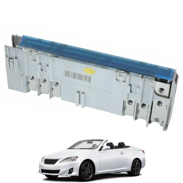 Skrzynka bezpieczników 8262030170 Toyota