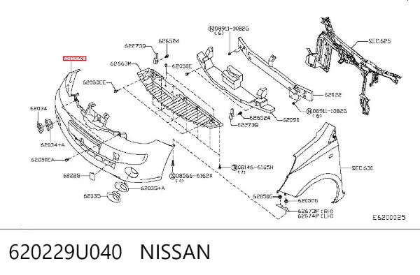 Zderzak przedni Nissan Note E11