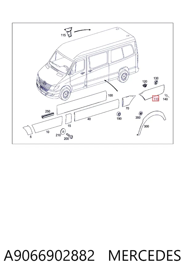Listwa ochronna błotnika tylnego prawego A9066902882 Mercedes