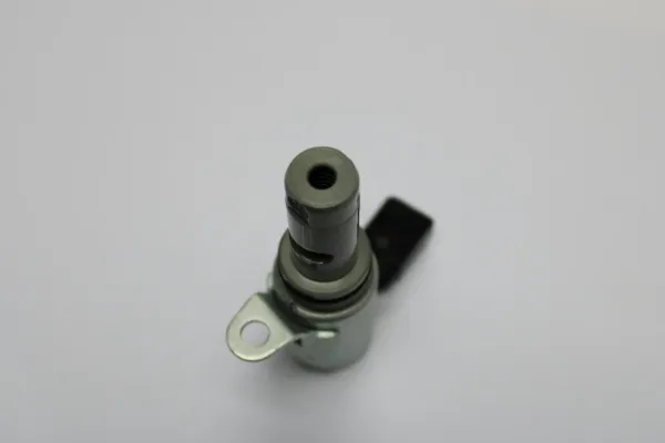 Zawór elektromagnetyczny faz rozrządu 03C906455A VAG