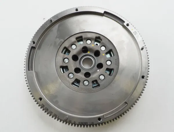 Koło zamachowe silnika 03N105266L VAG