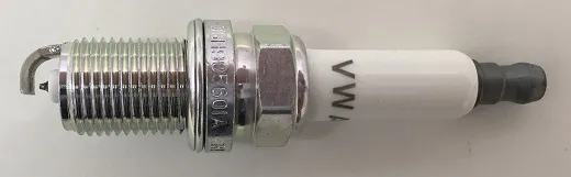 Świeca zapłonowa 06H905601A VAG