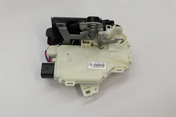 Zamek drzwi przednich prawych 3B1837016CF VAG