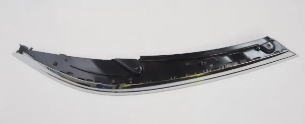 Brewka reflektora prawego 3G0941120B VAG