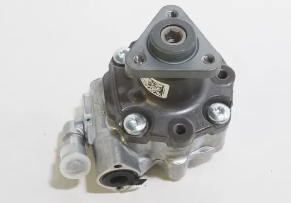 Pompa wspomagania hydraulicznego kierownicy 4F0145156J VAG
