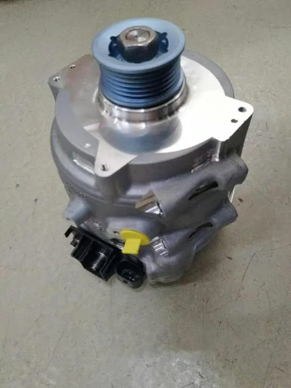 Alternator 4N0903028P VAG