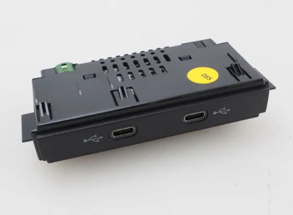 Rozgałęźnik USB 5NA035736 VAG