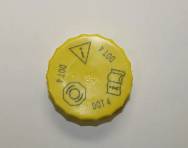 Pokrywa zbiornika głównego cylindra hamulcowego 6C0611349 VAG