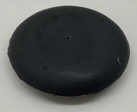 Wkładka dna nadwozia 7L0899183 VAG