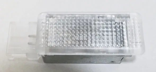 Lampa oświetlenia schowka 7L0947415 VAG