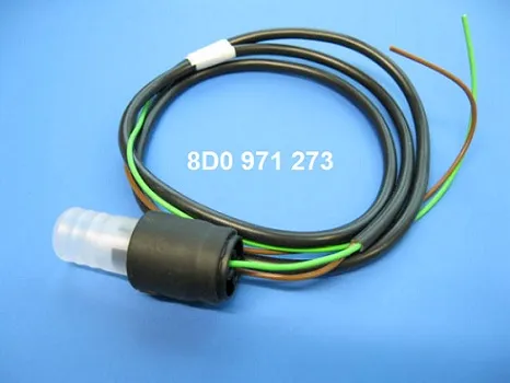 Oprawka żarówki kierunkowskazu 8D0971273 VAG