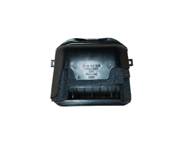Kratka wentylacyjna tylna 8K0819161C VAG
