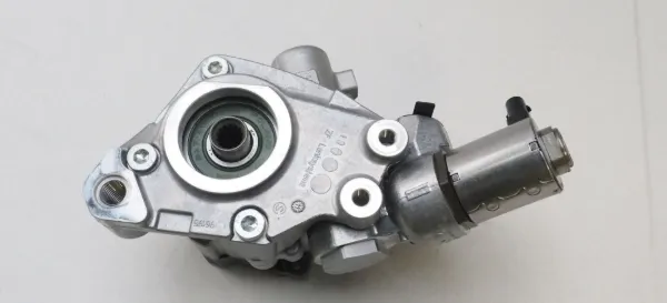 Pompa wspomagania hydraulicznego kierownicy 8R0145154C VAG