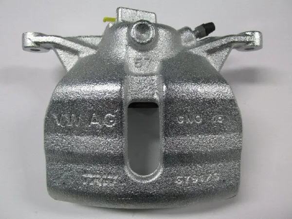 Zacisk hamulcowy przedni prawy 8V0615124 VAG