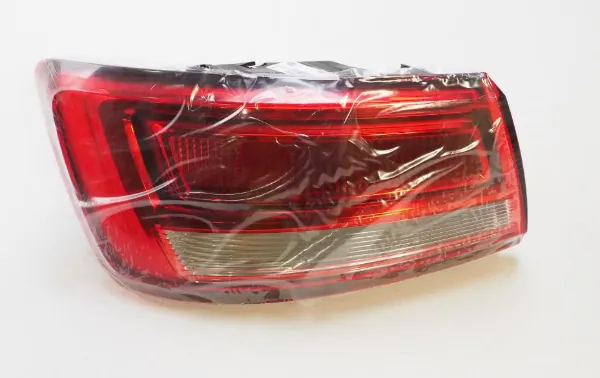 Lampa zespolona tylna lewa zewnętrzna 8V5945069 VAG