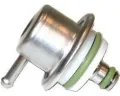 Regulator ciśnienia paliwa w listwie paliwowej Opel Kadett 35, 36, 45, 46