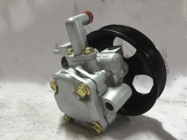 Pompa wspomagania hydraulicznego kierownicy 571002E100 Hyundai/Kia