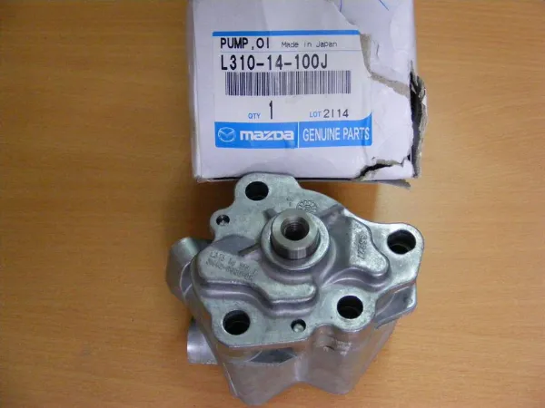 Pompa oleju Mazda 3