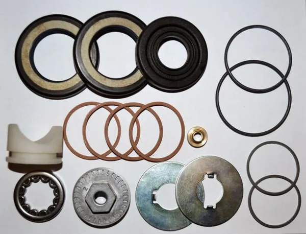 Zestaw naprawczy maglownicy (mechanizmu) (zestaw uszczelniaczy) Toyota Camry VI