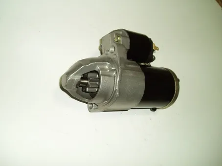 Rozrusznik 1810A011 Chrysler