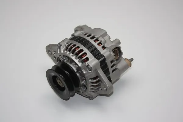 Alternator 3730045001 Hyundai/Kia