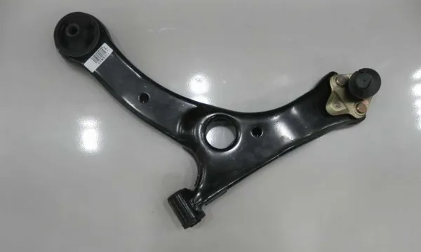 Wahacz zawieszenia przedniego dolny lewy BYD F3 