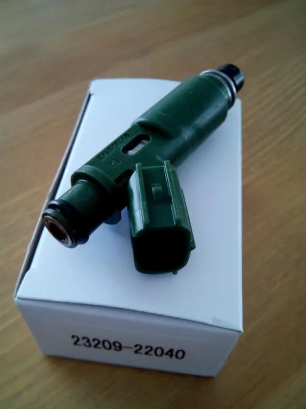 Wtryskiwacz paliwa 232090D040 Toyota