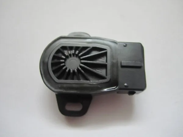 Czujnik położenia przepustnicy (potencjometr) Mitsubishi Galant VIII