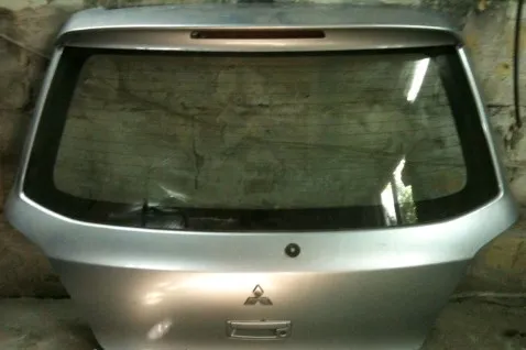 Drzwi tylne (bagażnika 3/5) Mitsubishi Outlander I